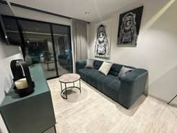 103 - Chic CDMX Haven: Pop Modern Elegance Meets Roma's - Image 3
