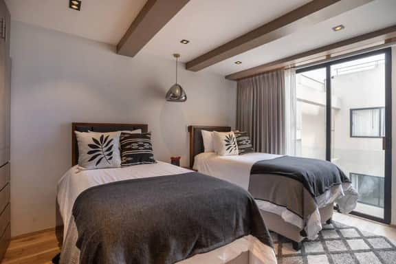 502 - Mid-Century Gem in Roma Norte, CDMX Luxury Stay - Image 4